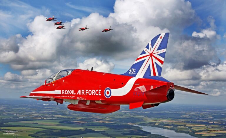 Read more about the article RAF Deploy The Red Arrows To Bring Key Workers Home Amidst Air Traffic Control Chaos.